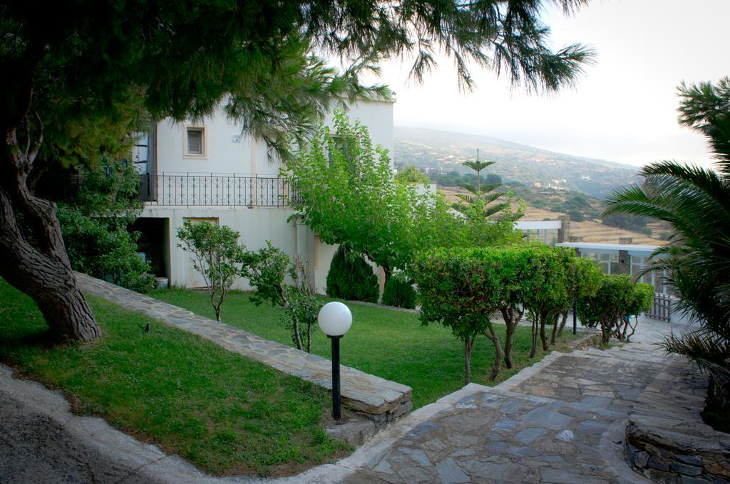 Aiolos Hotel Menites Екстер'єр фото