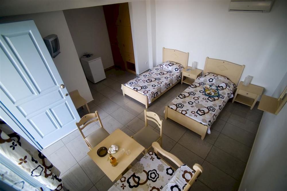 Aiolos Hotel Menites Екстер'єр фото