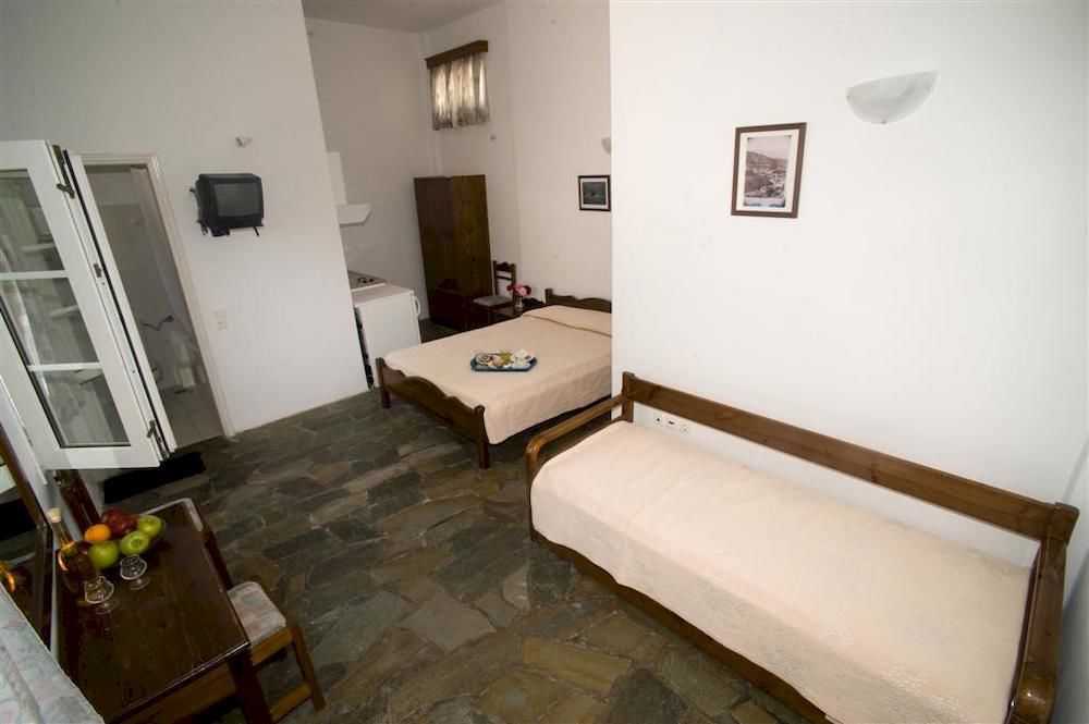 Aiolos Hotel Menites Екстер'єр фото