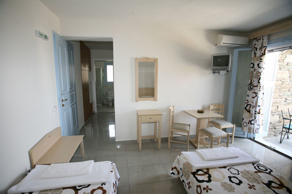 Aiolos Hotel Menites Екстер'єр фото
