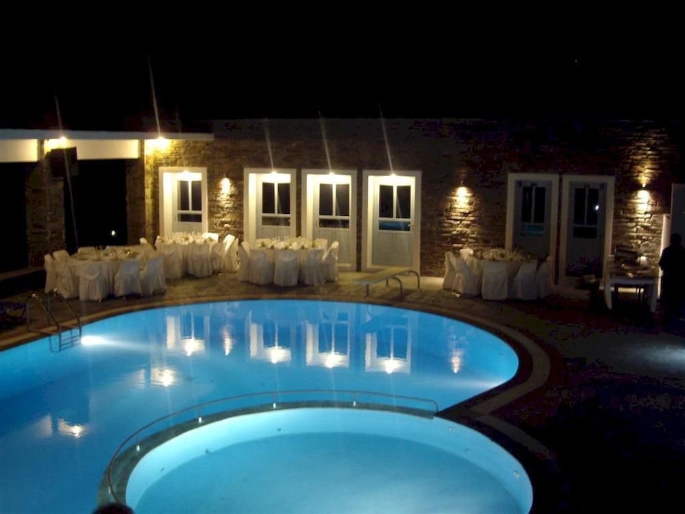 Aiolos Hotel Menites Екстер'єр фото